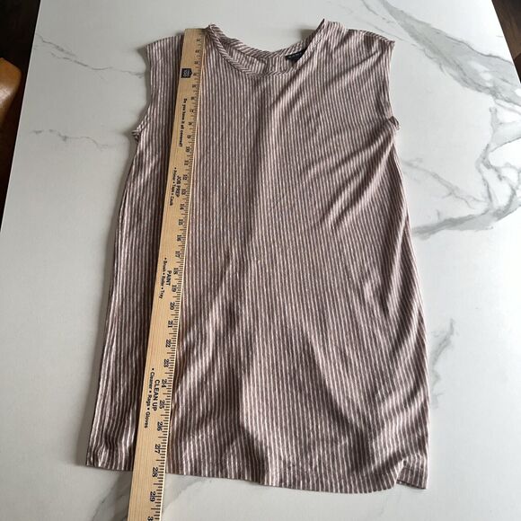 TAHARI Tan White Sleeveless Striped 100% Linen Back Button Top Tunic Size Small - Picture 6 of 12